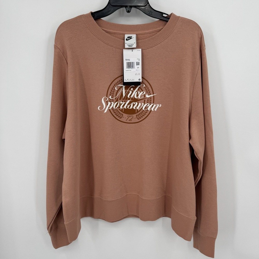 Nike Womens Sportswear Club Fleece GFX Crew Neck Sweatshirt Rose Gold 1X IF5973